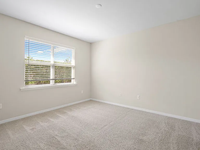 4443 Dutchess Park Rd — Photo 12