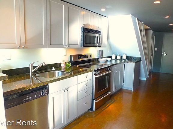 5th image of 1325 Indiana St Unit 115