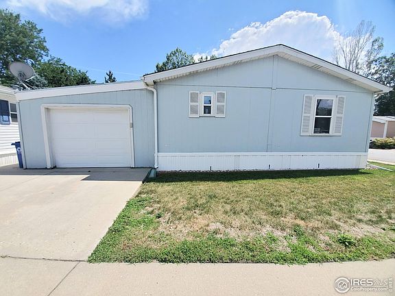 3rd image of 1630 Garnet St #120