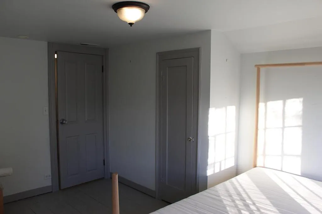 2812 N Washington St — Photo 2