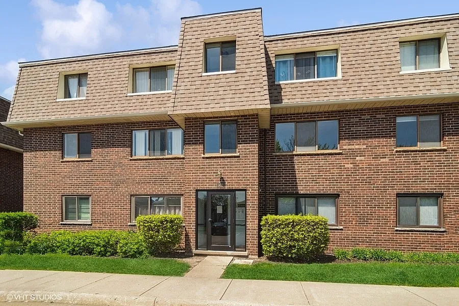 1412 Carol Ct APT 2A photo 1