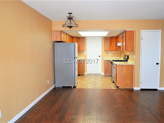 4th image of 1615 Keena Dr
