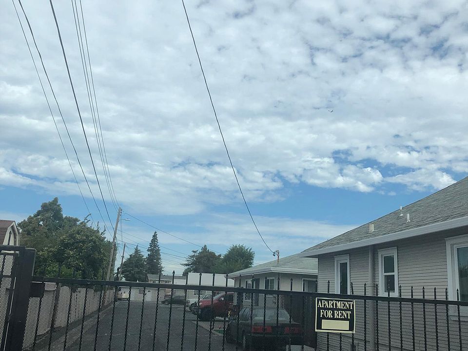 1st image of 467 W Sunset Blvd #467