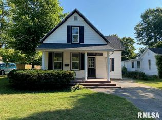1014 Ann Eliza St, Pekin, IL