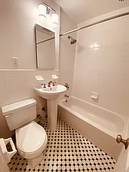 Rented by Metropolis Real Estate of Manhattan