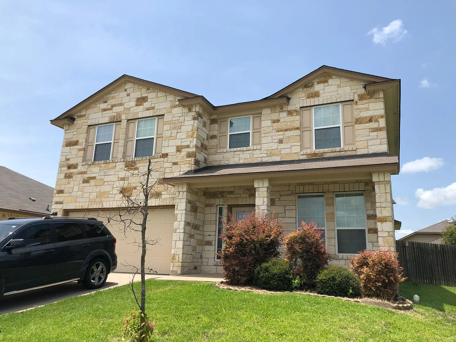 4 bed, 2217 sqft, $2,450 — Photo 1