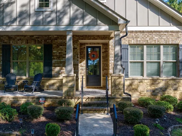305 Edgewater Dr, Athens, GA 30605