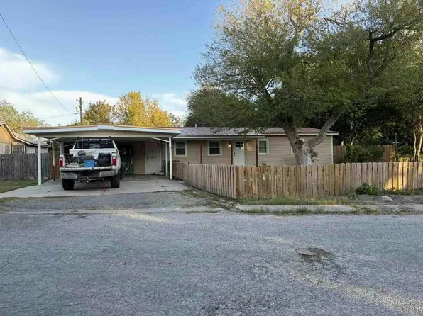 314 Peyton Ave, Alice, TX 78332