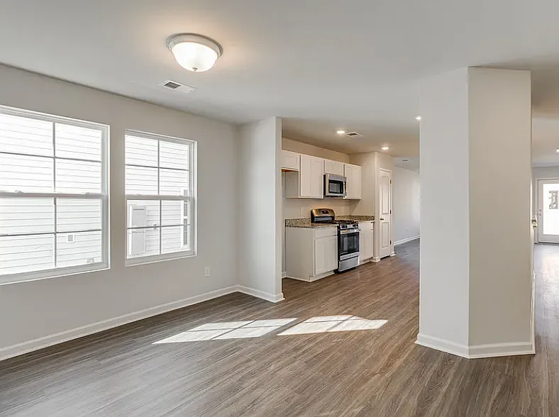 3 bed, 2.5 bath, 1867 sqft, $2,150 — Photo 4