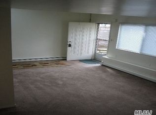 3 Mauritz Blvd, Middle Island, NY 11953