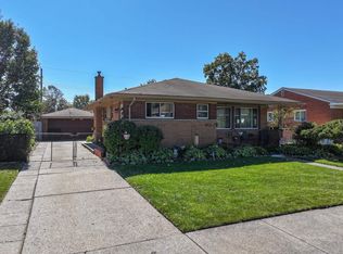8422 Francine St, Warren, MI