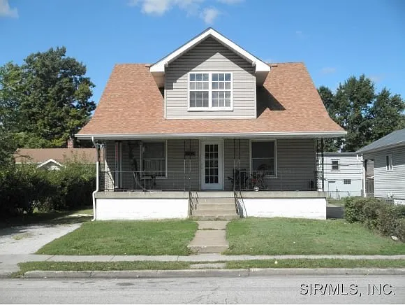 2517 Washington Ave photo 1