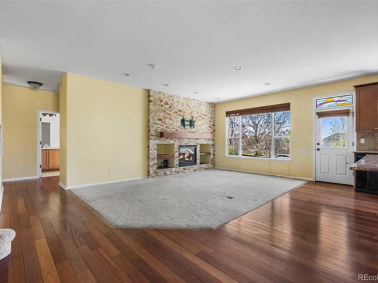 23149 Timber Spring Ln — Photo 9