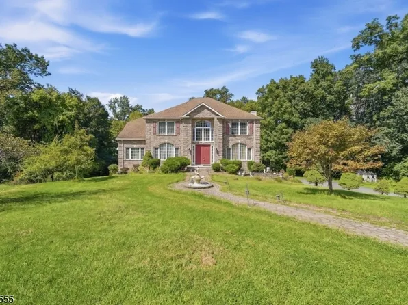 6 Andre Ct, Hardyston Twp., NJ 07416