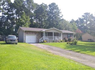 216 Ridgewood Dr, Chickamauga, GA 30707