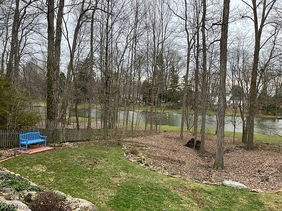 3rd image of 1481 Belle Meade Dr