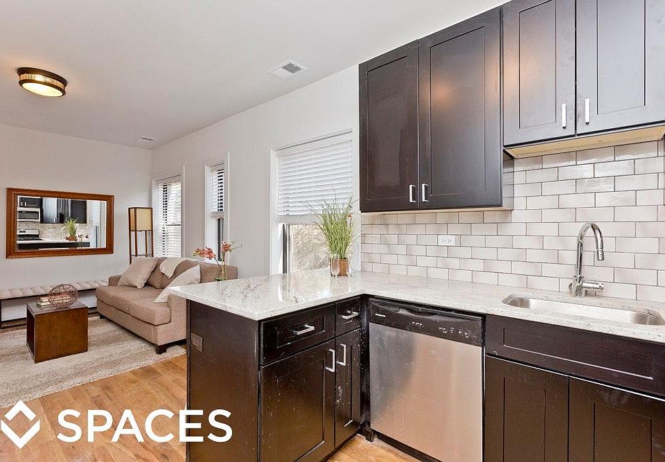 1st image of 2203 W Eastwood Ave #1E