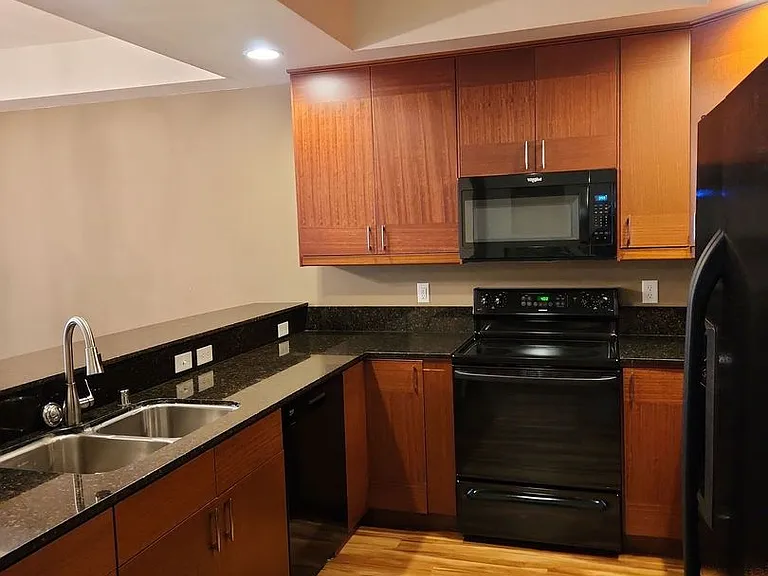 4615 Quinn Ct #102 — Photo 2