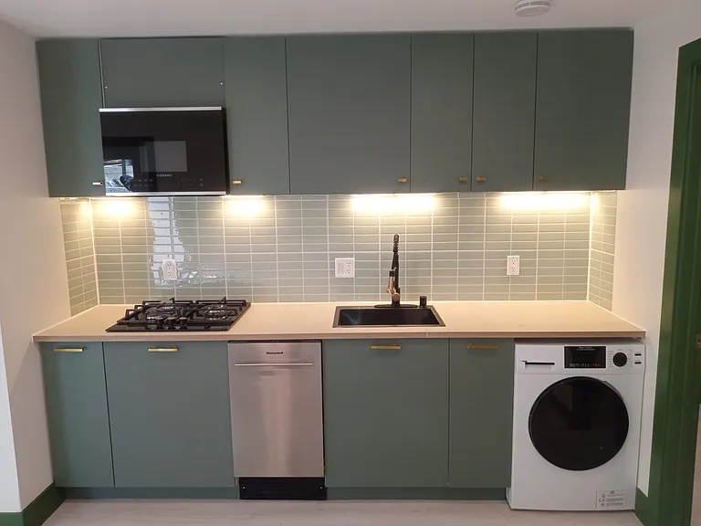 626 B St #B1 — Photo 1