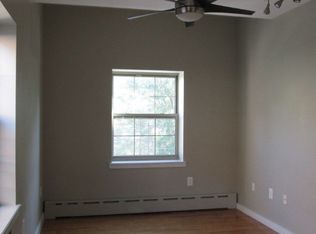 7235 Myrtle Ave APT 2F, Glendale, NY 11385