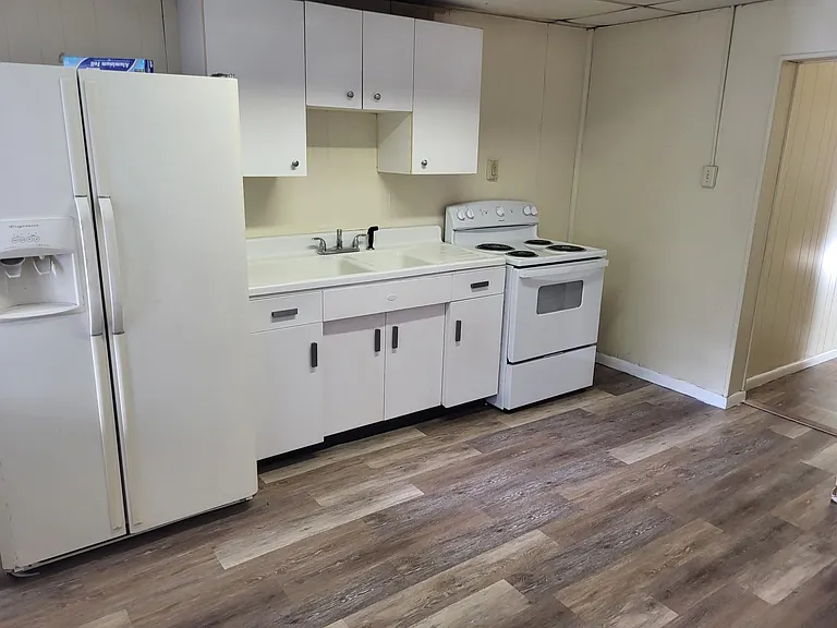 2432 Main St — Photo 5