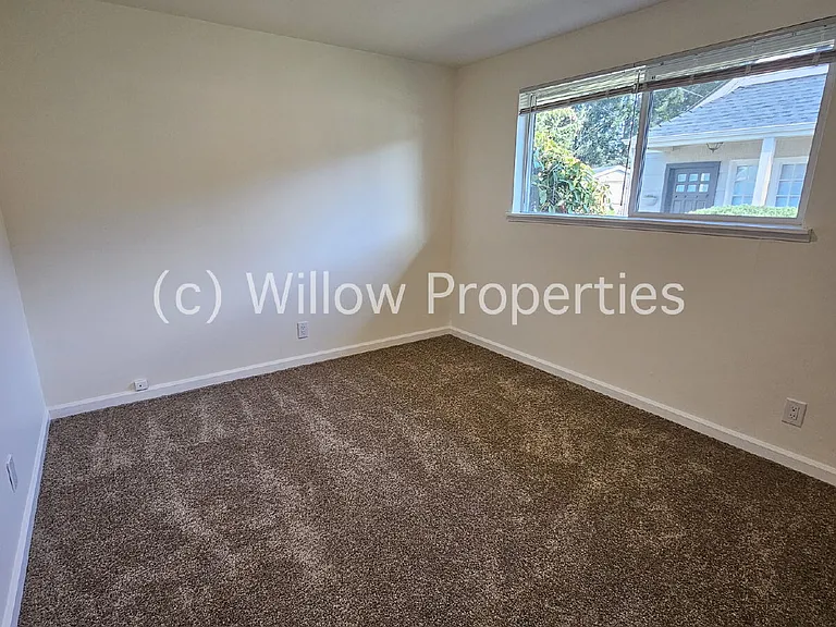 9205 Hipkins Rd SW #C — Photo 6