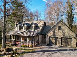 884 Monte Vista Rd, Candler, NC 28715