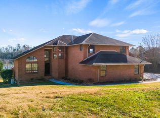 10128 El Pinar Dr, Knoxville, TN 37922