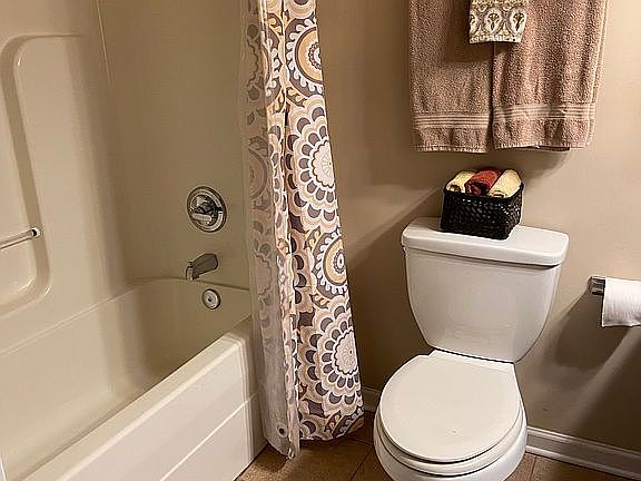 Master bathroom 
