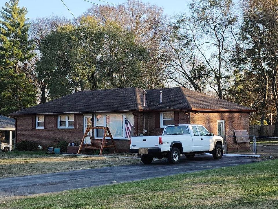 2nd image of 104 McNickle Dr