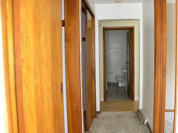 Good hallway storage