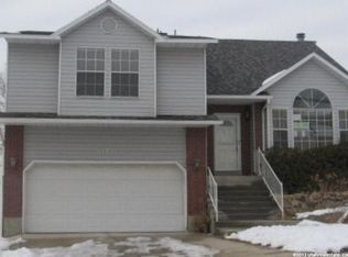 1133 E Castle Dale Cir, Sandy, UT 84094