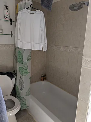 Rented by Loisaida Realty | media 22