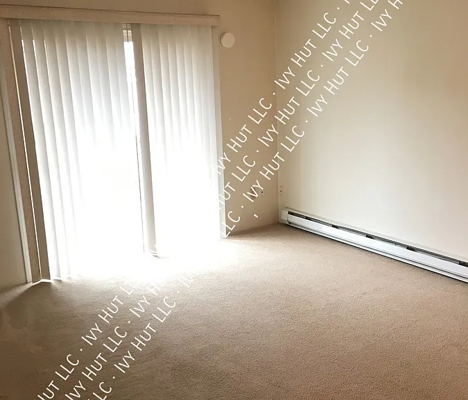 2215 S Chase St — Photo 2