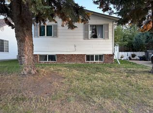 5115 N 48th Ave, Sylvan Lake, AB T4S1G6