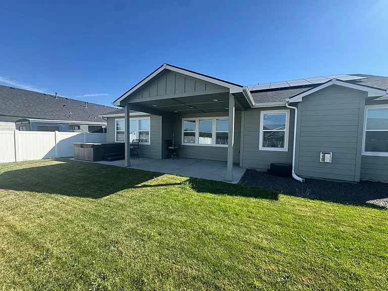 18551 White Rose Pl — Photo 16