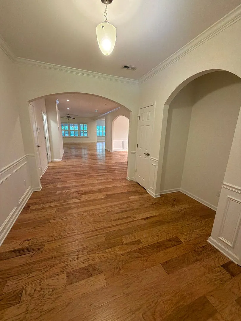 T.R. Lawing Realty Property — Photo 3