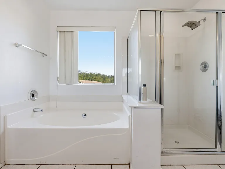 220 W Beechnut Pl — Photo 6