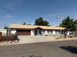 502 S 12th St, Thermopolis, WY 82443