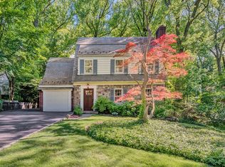 100 E Clinton Ave, Tenafly, NJ 07670