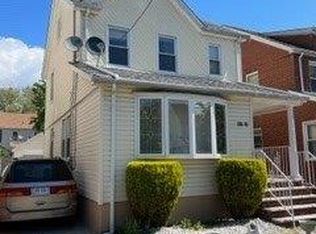 24113 144th Ave, Rosedale, NY 11422