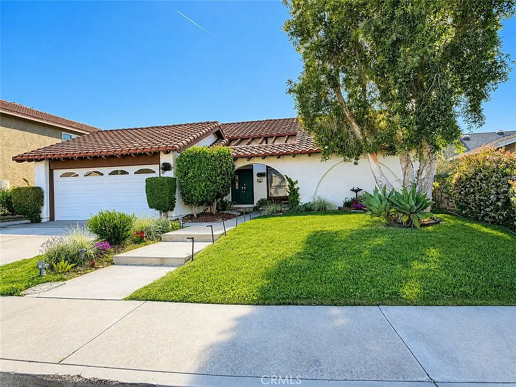 4 bed, 1640 sqft, $7,250 — Photo 4