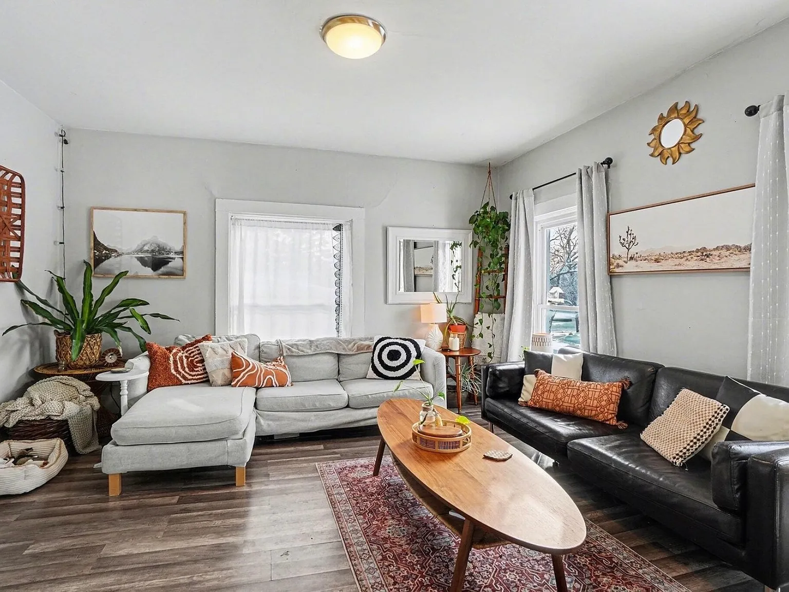 2 bed, 858 sqft, $1,500 — Photo 3