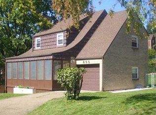 855 Meadow Dr, West Mifflin, PA 15122