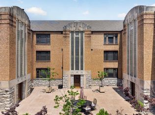 7559 Byron Pl APT 1E, Saint Louis, MO 63105