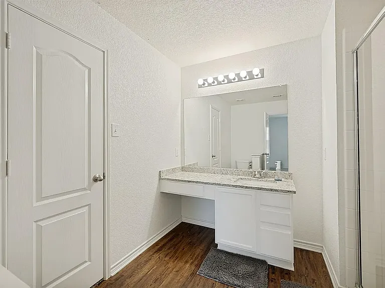 8013 Hidden Oaks Dr — Photo 16