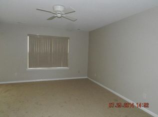 1422 Garden St, Kendallville, IN