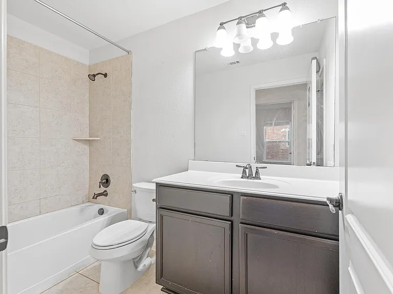437 Lipizzan Ln — Photo 20