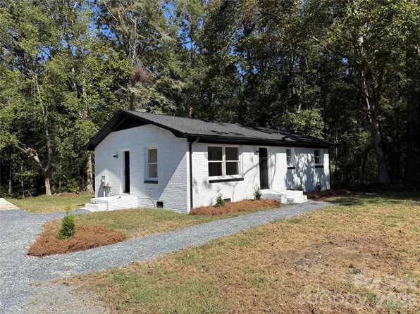 3806 Vanderburg Dr S, Concord, NC 28025