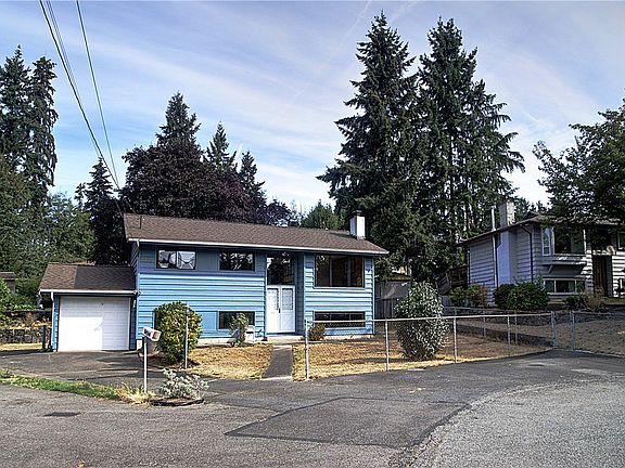 2nd image of 2415 207th Pl SW